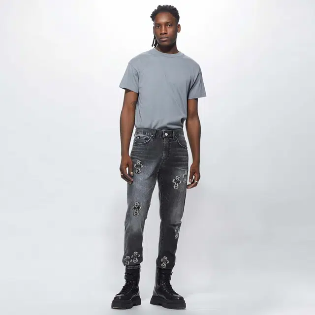 Lee