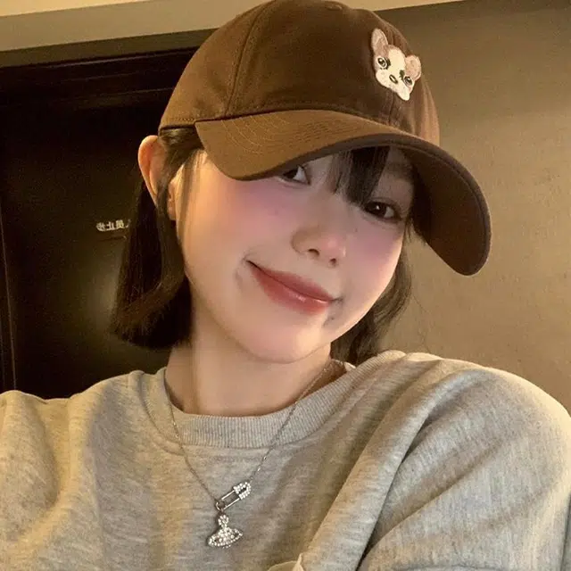浪莎 可爱小狗刺绣韩系刺显脸小韩系遮阳防晒 棉 鸭舌帽 男女同款情侣款
