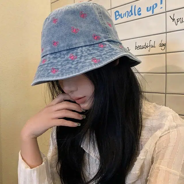 浪莎 蝴蝶刺绣牛仔大帽檐显脸小休闲盆帽春夏薄荷曼波遮阳 棉 渔夫帽 女款