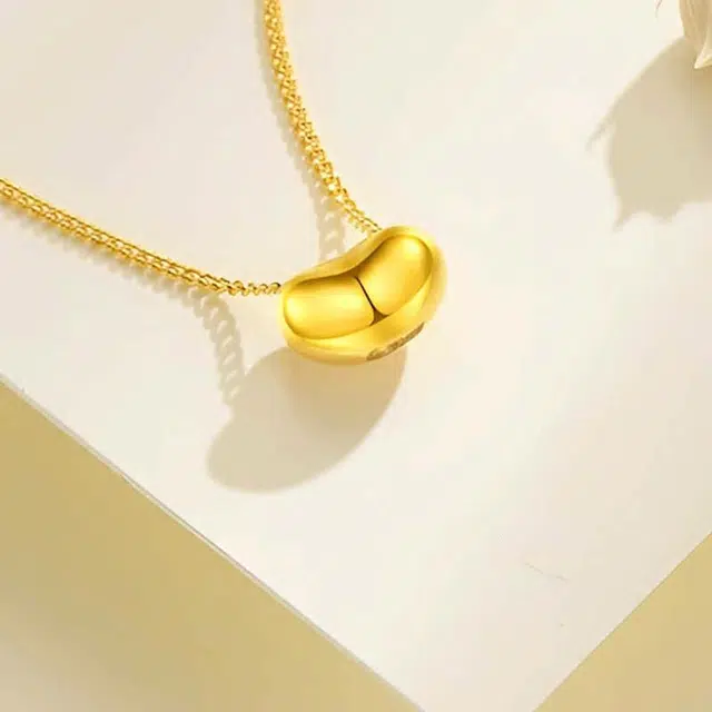 999