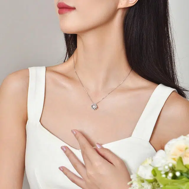 S925