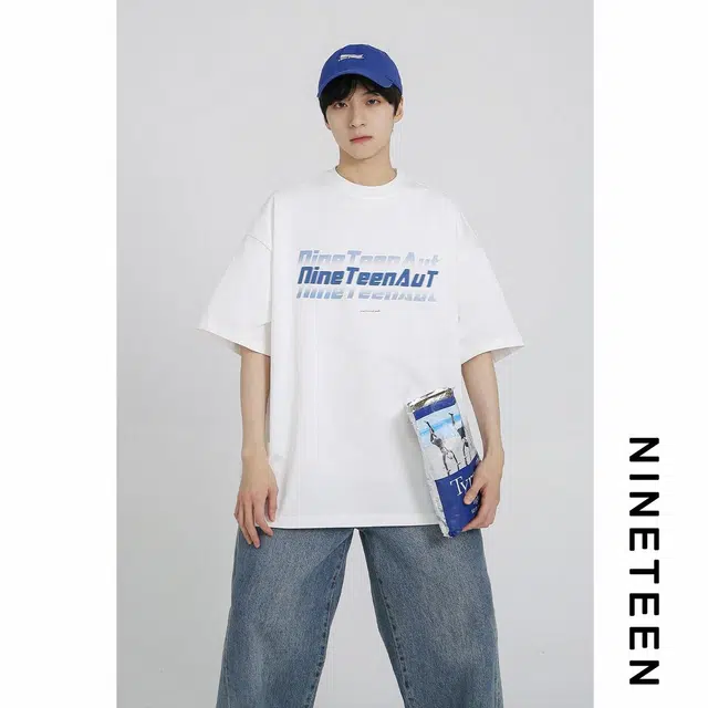 NINETEEN AUTUMN T