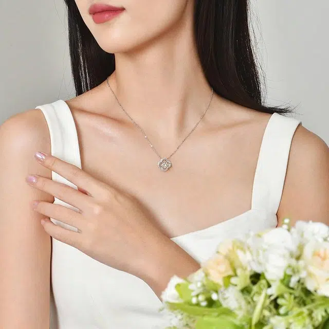S925