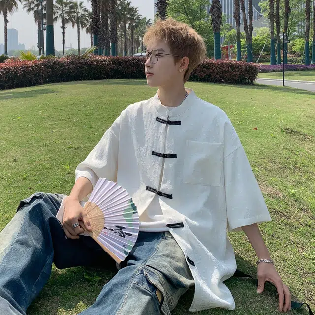 Fakeyoung
