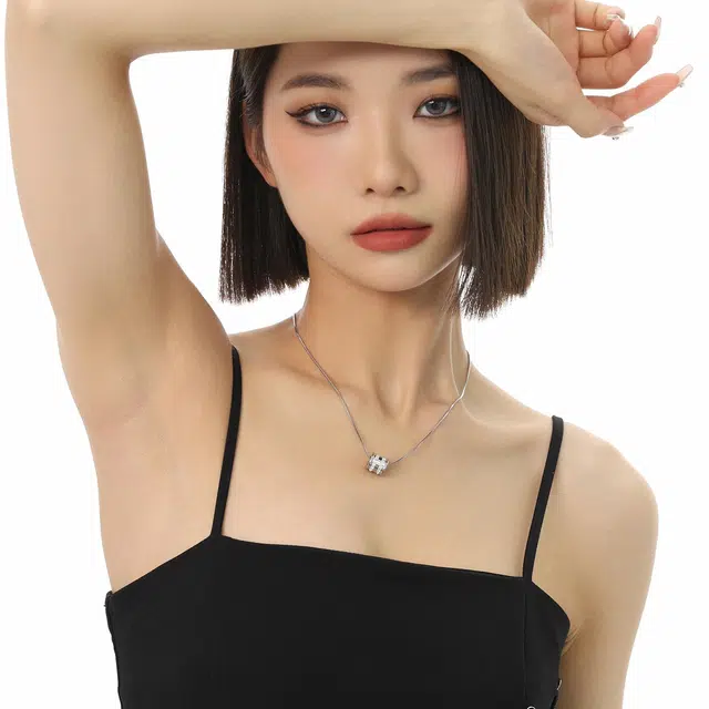 MISS XIA JWY