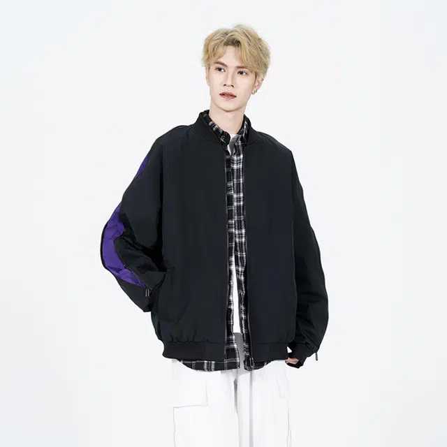 Q ZHIHE