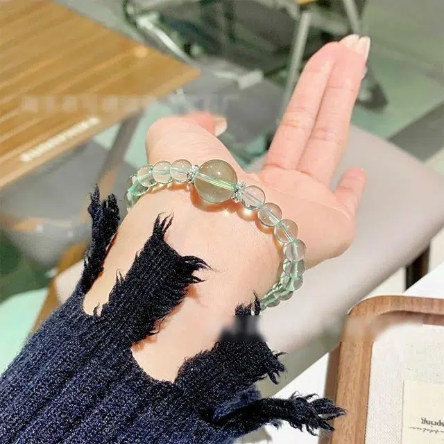 施洛尼 碧波幽蓝 新中式轻奢八方来财小众简约少女小清新好运招财暴富时来运转能量吸金 财运滚滚 好运寓意天然 绿发晶 手串 女款