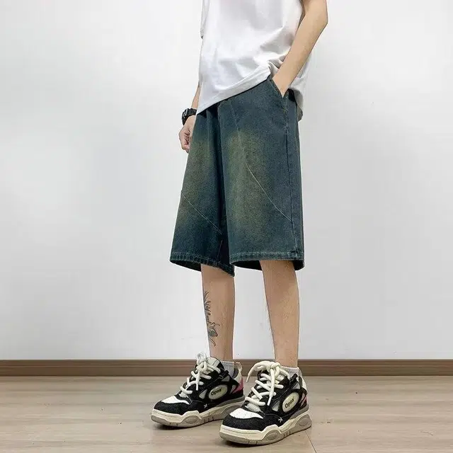 UNthemed vibe