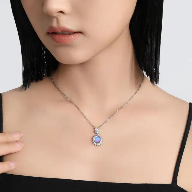 MISS XIA JWY