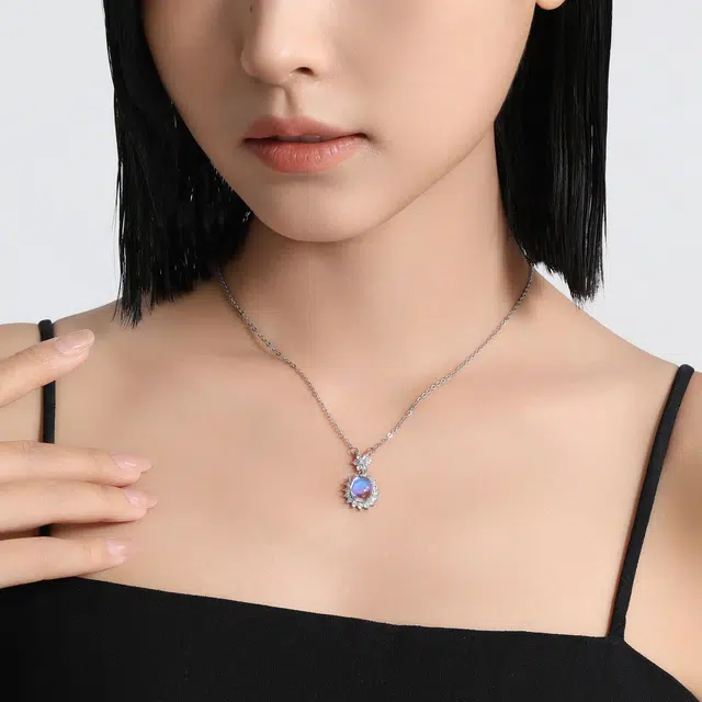 MISS XIA JWY