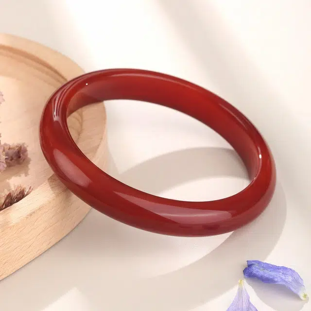 老凤祥 赤红贵妃镯 中国红新中式江南风 国潮吉祥古色古香汉服旗袍经典色 百搭高级感轻奢风 玛瑙 手镯 女款