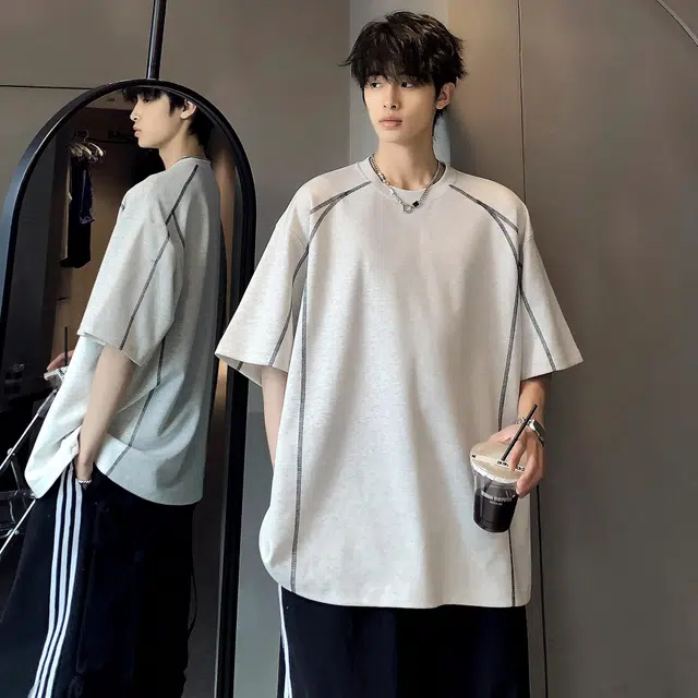 URBAN AUTHENTIC T