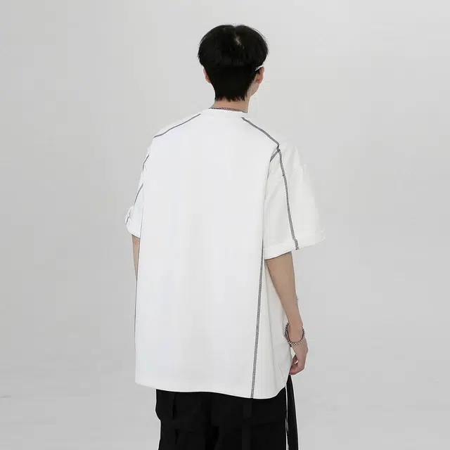 URBAN AUTHENTIC T