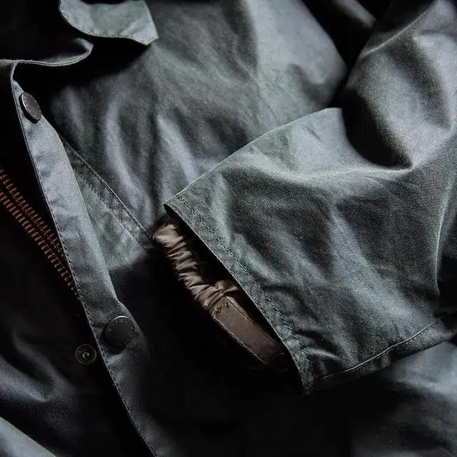 Barbour Waxed Short Jacket Green