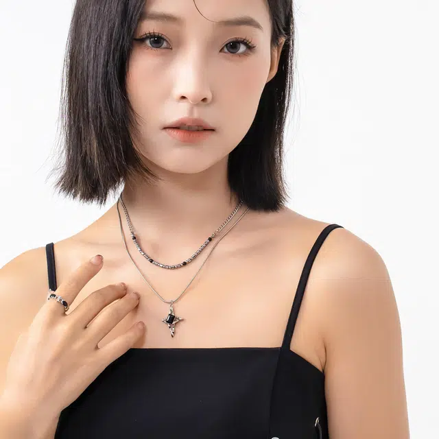 MISS XIA JWY