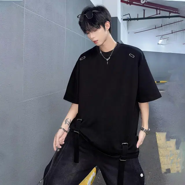 Fakeyoung T