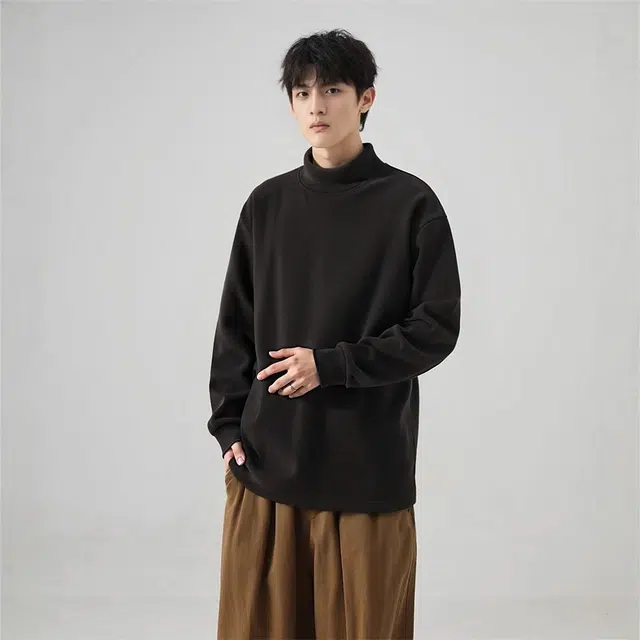 Double dealer T