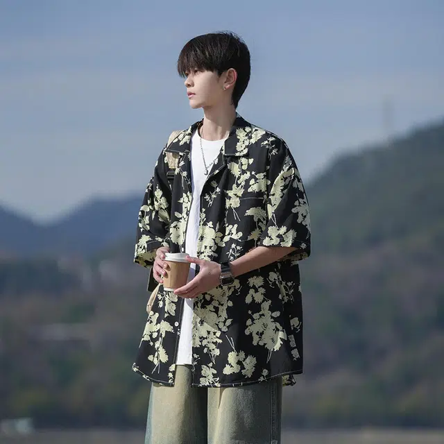 Fakeyoung