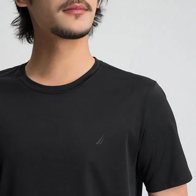 NAUTICA T