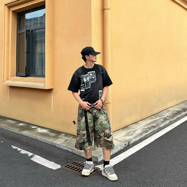 WANNA LAB new Vintage T