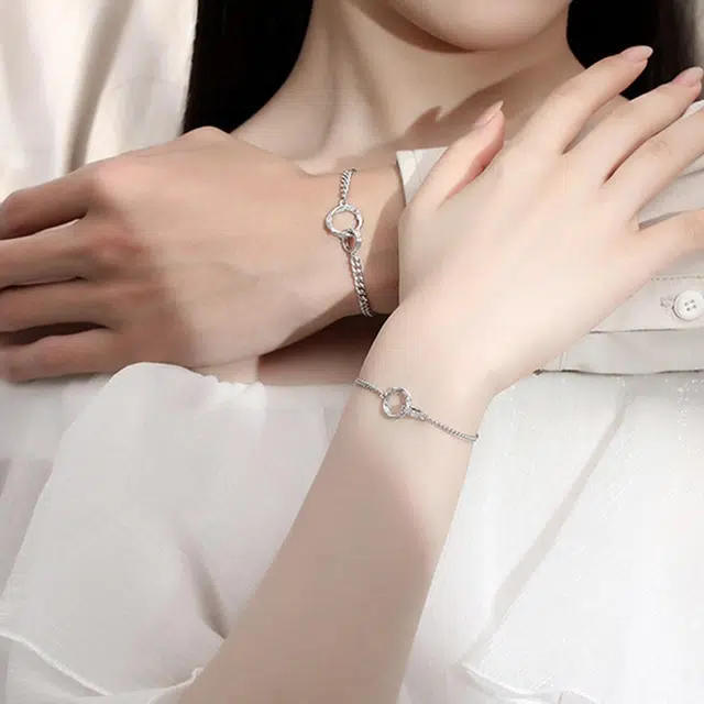 S925