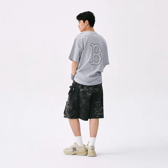 MLB Monogram Big Luxe Overfit T