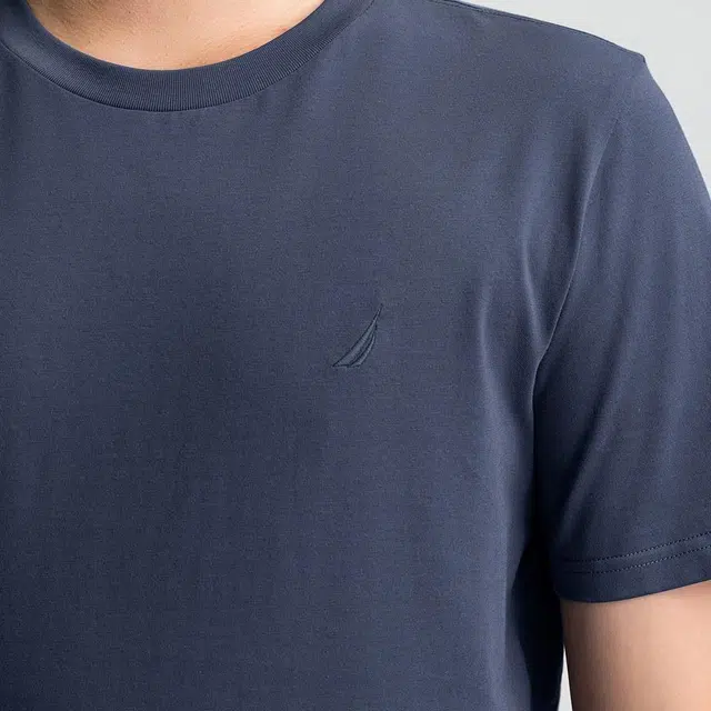 NAUTICA T