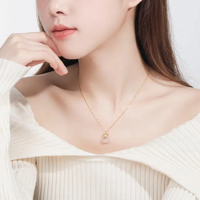 S925