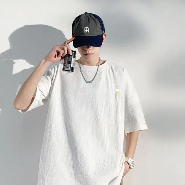 Fakeyoung T