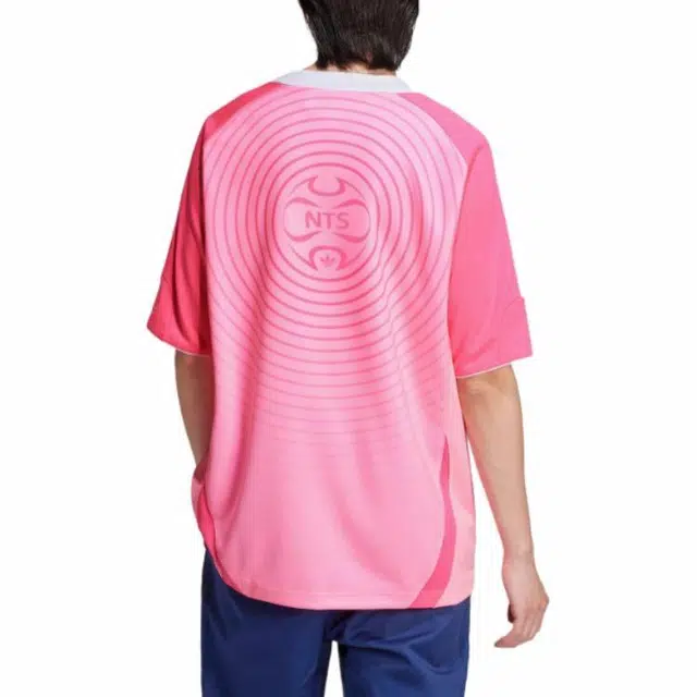 adidas originals x NTS RADIO LogoT