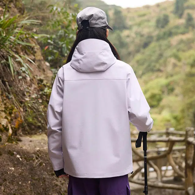 依文  美式复古潮牌山系户外纯色雪山山脉字母印花登山徒步连帽三合一休闲宽松  防水防风透气保暖冲锋衣 男女同款