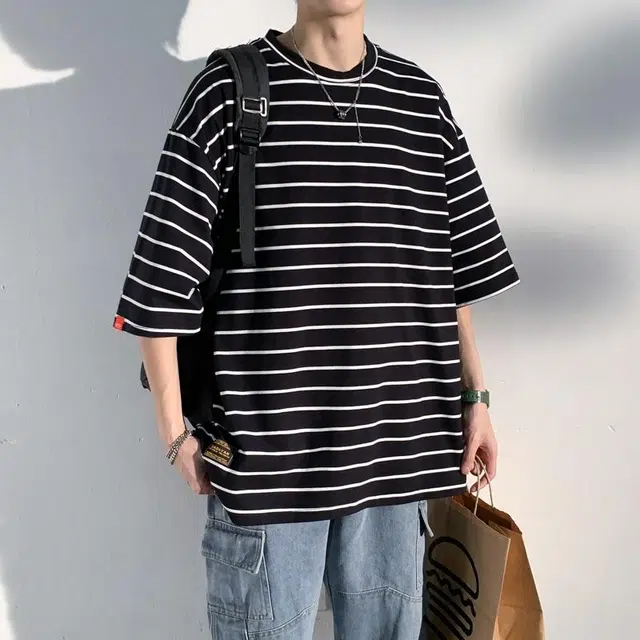 Fakeyoung T