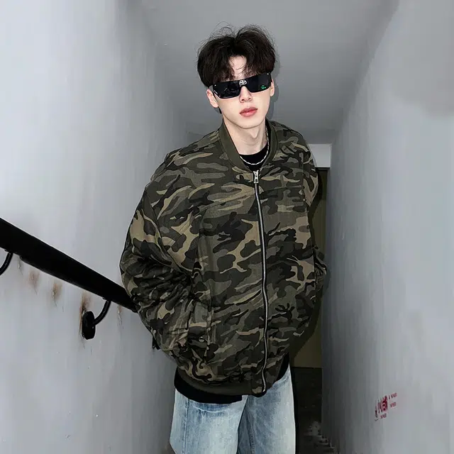 WKOOG bomber