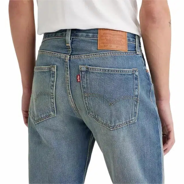 Levis
