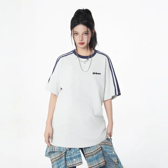 URBAN AUTHENTIC T