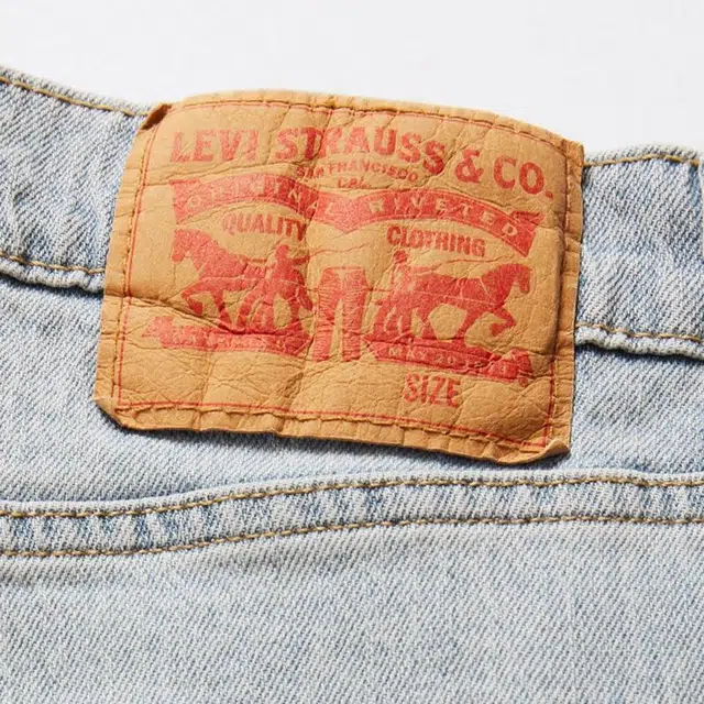 levis