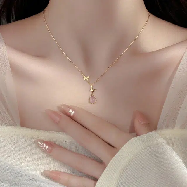 陌阡雪 水滴甜美蝴蝶轻奢气质高级感超仙锁骨链#好运 玉髓 玉石项链 男女同款情侣款