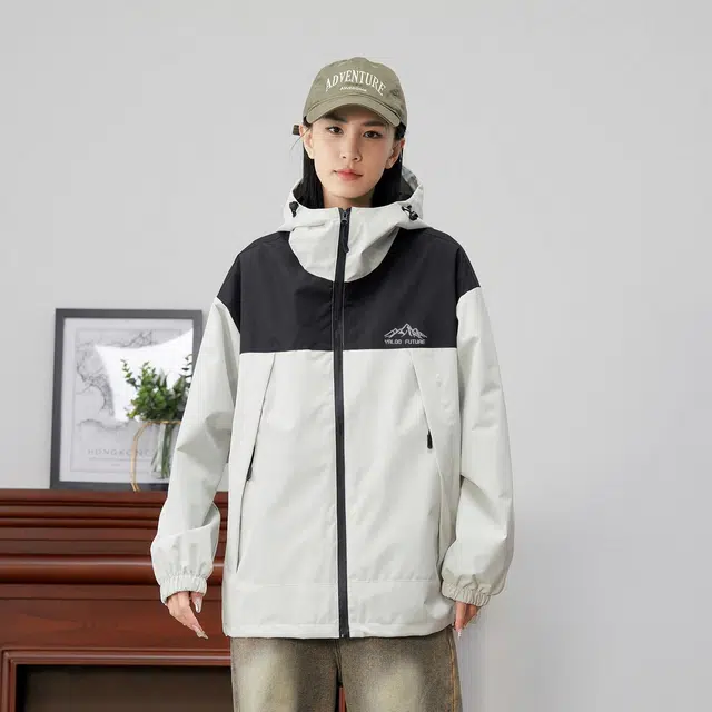 雅鹿 防风防水连帽长袖外套宽松舒适户外休闲夹克 男女同款 白色