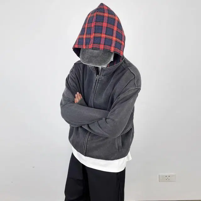 Fakeyoung