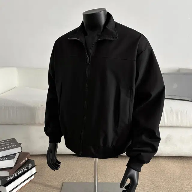 AWAO cleanfitbomber