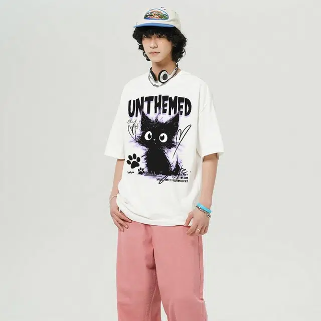 UNthemed T