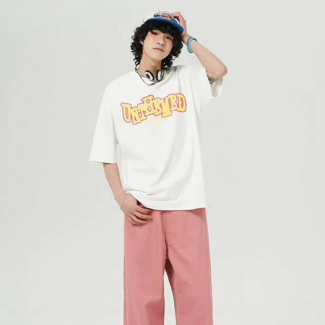 UNthemed T