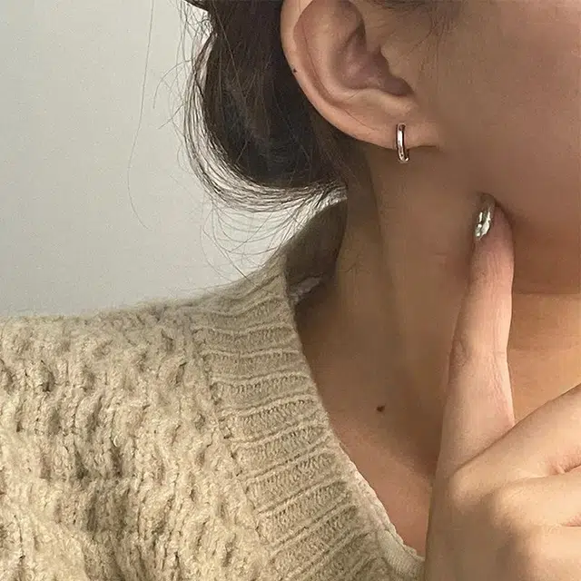 S925