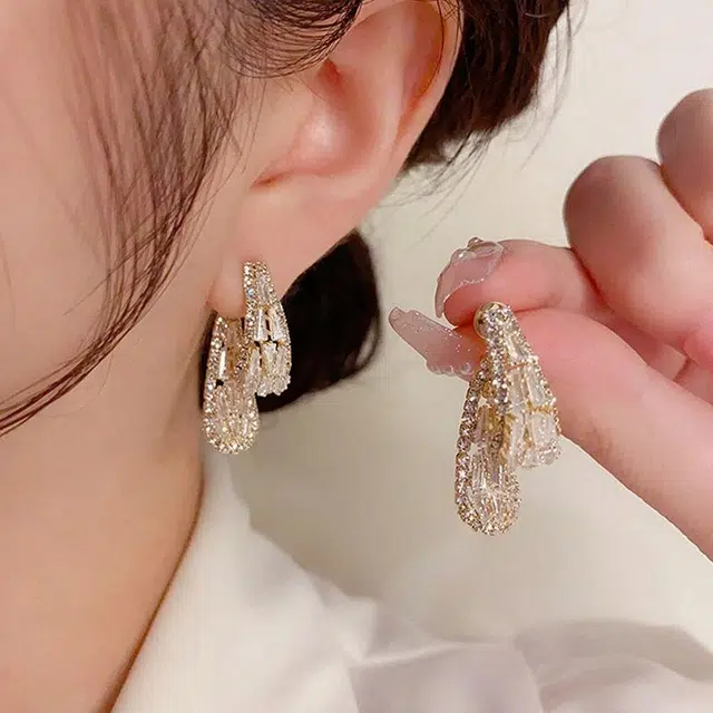 沂茹 时尚森系精致小众设计感日常通勤百搭气质几何金色满镶锆石水滴形两戴轻奢个性 合金 耳环 女款
