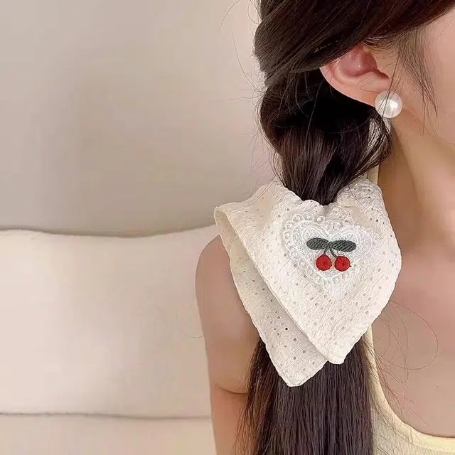 丹琴 蕾丝爱心樱桃 少女高颜值方巾大肠韩系超大扎头发绳高级感发饰 布艺 发圈 女款