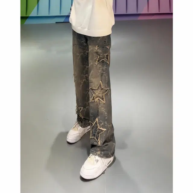 HOKLV ins