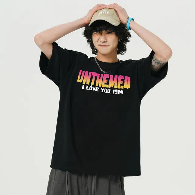 UNthemed LogoT