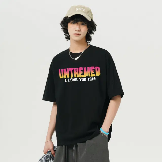 UNthemed LogoT