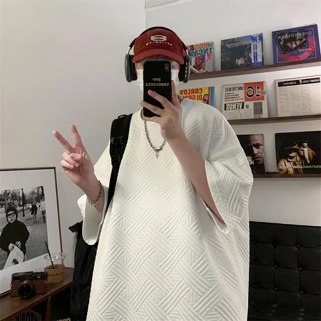 Fakeyoung T