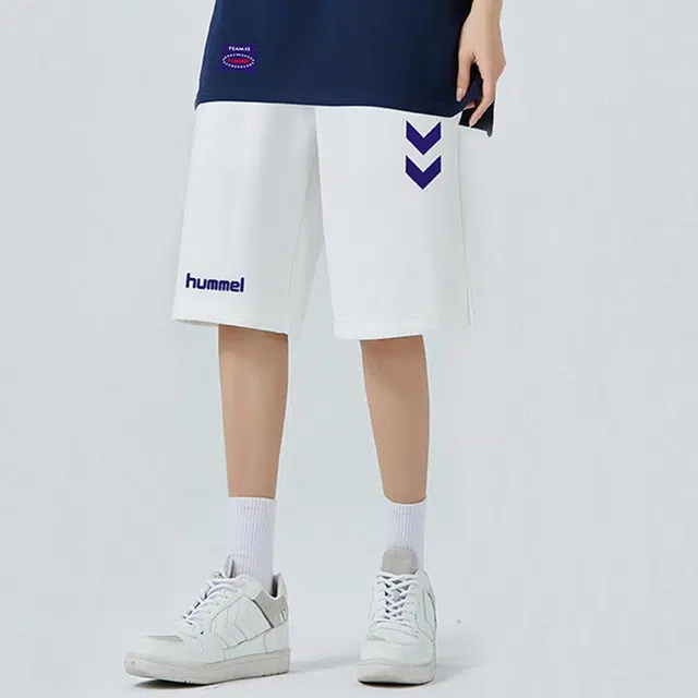 hummel LOGO